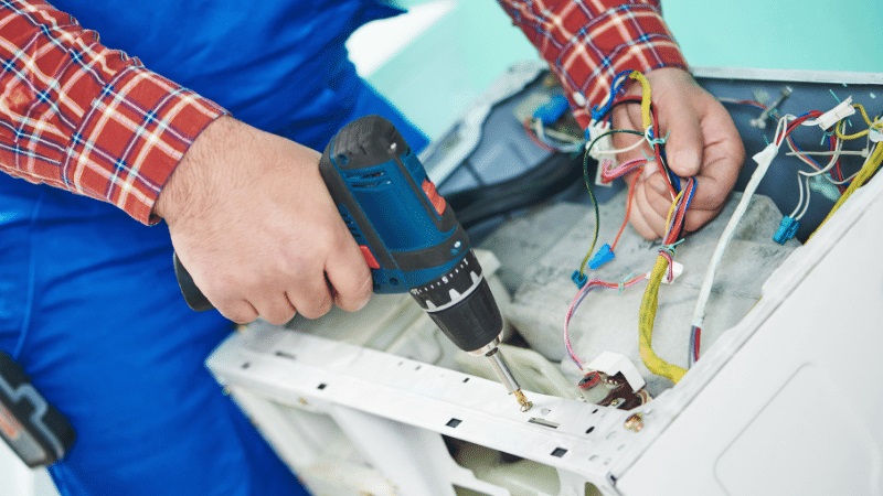 Ataşehir Grundig Grundig çamaşır makinesi kart tamiri – Su almama arızası orijinal parça ile giderildi. - Teknik servis örneği